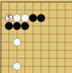 図４４：星で隅を守る方法の碁盤図